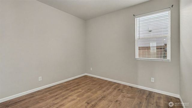 864 Sigrist Drive E, Enumclaw, WA 98022