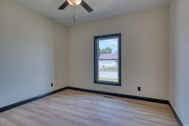 310 SUNSET Drive, Mount Vernon, IN 47620