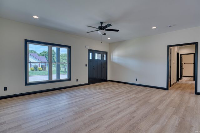 310 SUNSET Drive, Mount Vernon, IN 47620