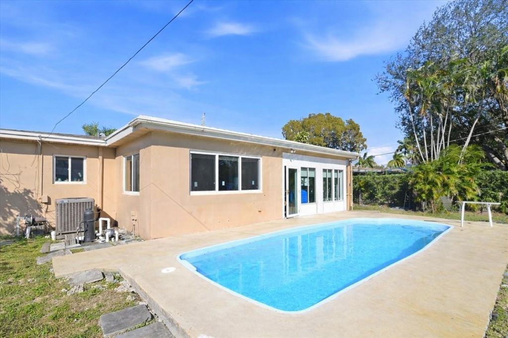 4014 Johnson Street, Hollywood, FL 33021
