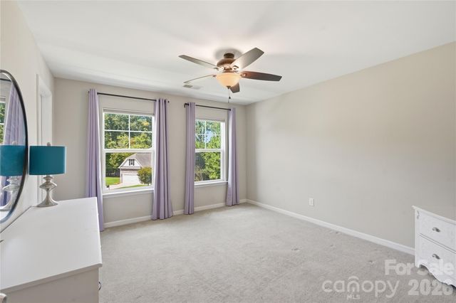 607 Winter Walk Lane, Lake Wylie, SC 29710