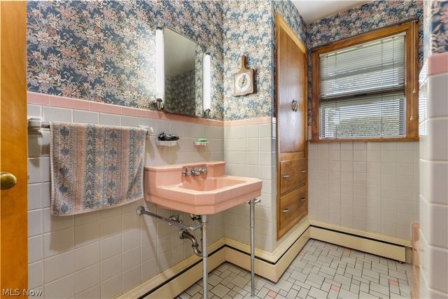 525 33rd Street NW, Canton, OH 44709