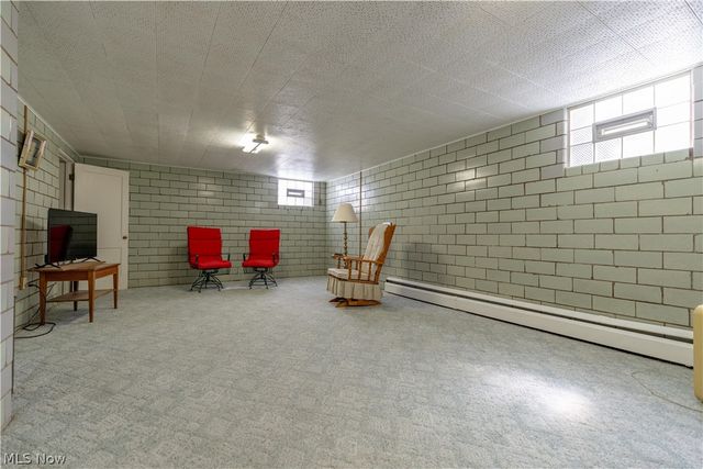 525 33rd Street NW, Canton, OH 44709