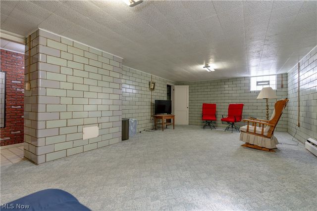 525 33rd Street NW, Canton, OH 44709