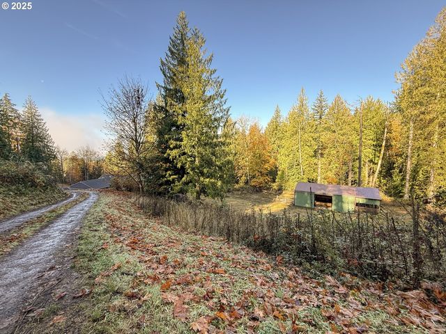 26609 S ELWOOD Rd, Colton, OR 97017