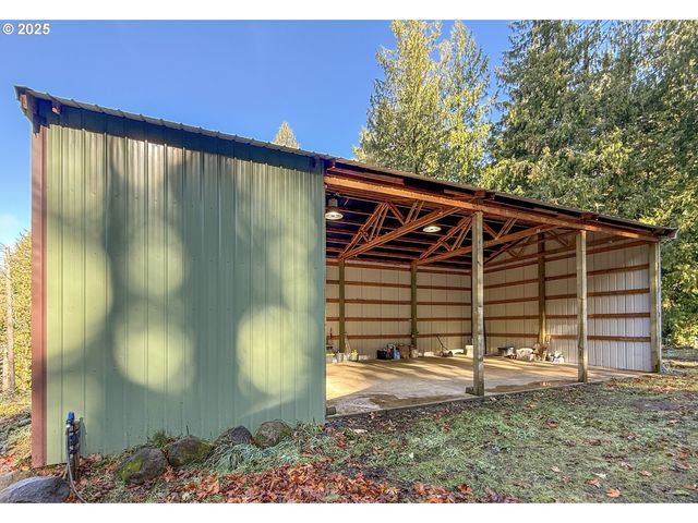 26609 S ELWOOD Rd, Colton, OR 97017