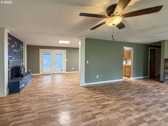 26609 S ELWOOD Rd, Colton, OR 97017