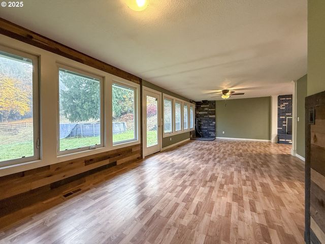 26609 S ELWOOD Rd, Colton, OR 97017