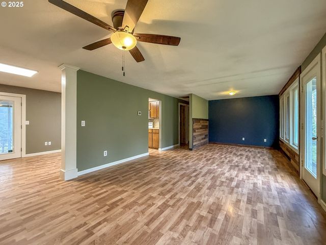 26609 S ELWOOD Rd, Colton, OR 97017