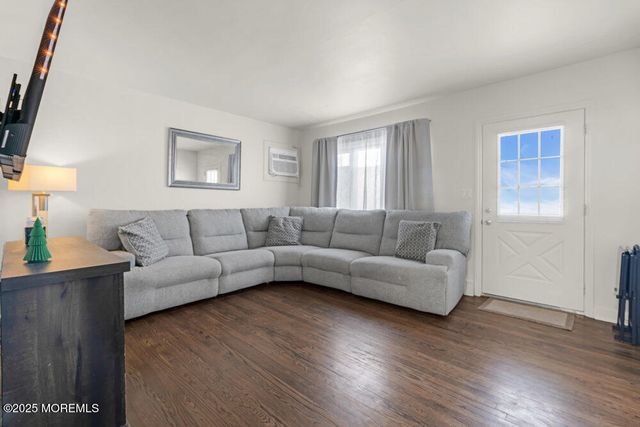 135 High Street, Piscataway Twp, NJ 08854