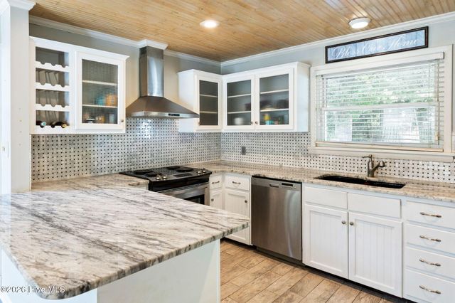 220 Brockway Road, Wilmington, NC 28411