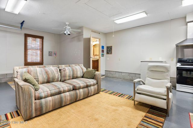 220 Brockway Road, Wilmington, NC 28411
