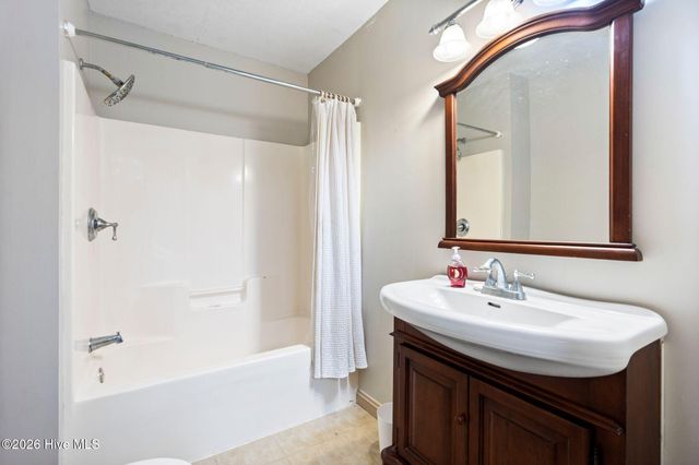 220 Brockway Road, Wilmington, NC 28411