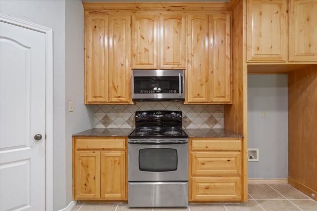 140 Oak Ridge Loop, Whitney, TX 76692