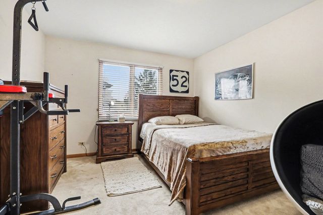 2598 Chasewood Court, Aurora, IL 60502