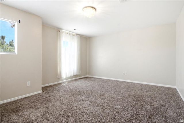 11766 S LAKE RUN RD, South Jordan, UT 84009