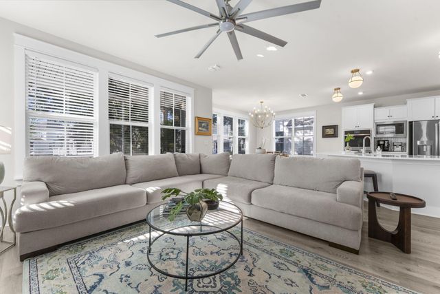 1613 Farmers Way, Mount Pleasant, SC 29466