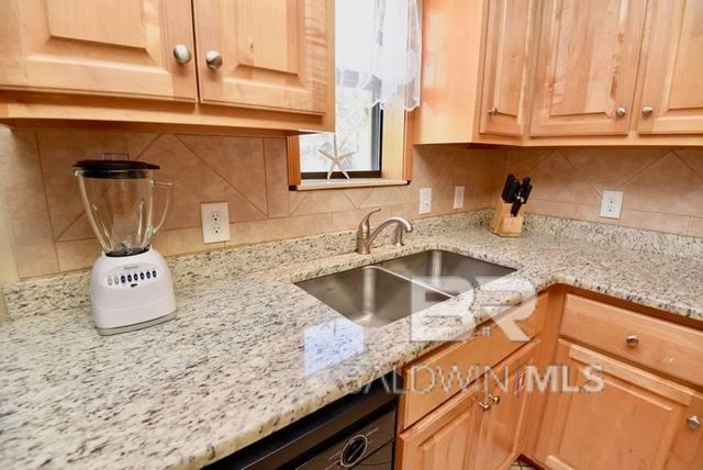 1069 W Beach Boulevard 1-A, Gulf Shores, AL 36542