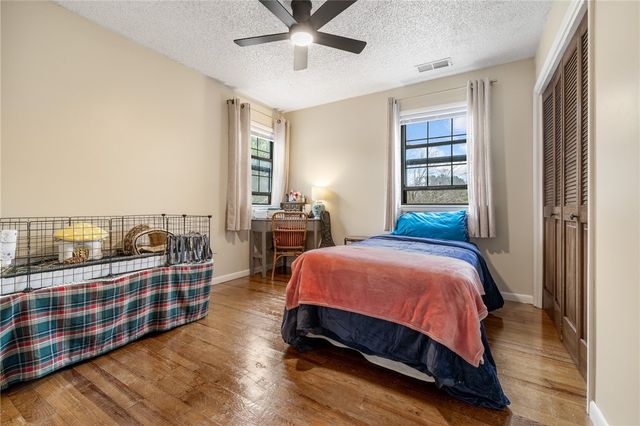 35 Hawthorne Drive, Harrison, AR 72601