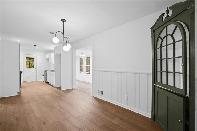 2918 Santa Monica Drive, Decatur, GA 30032