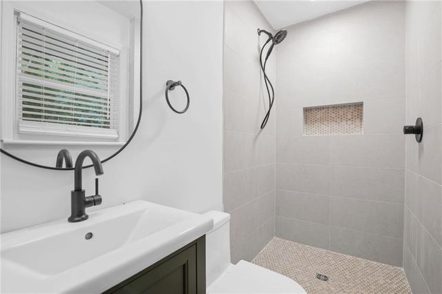 2918 Santa Monica Drive, Decatur, GA 30032