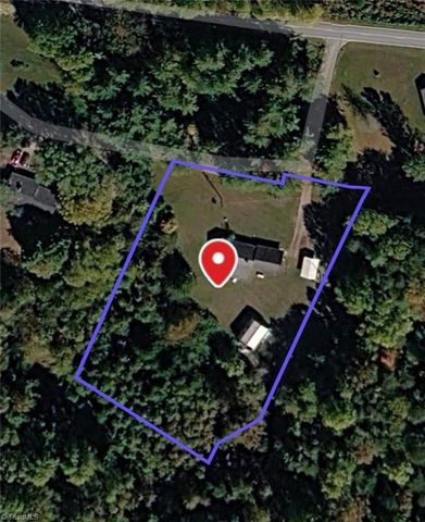 1053 Hoots Road, Yadkinville, NC 27055