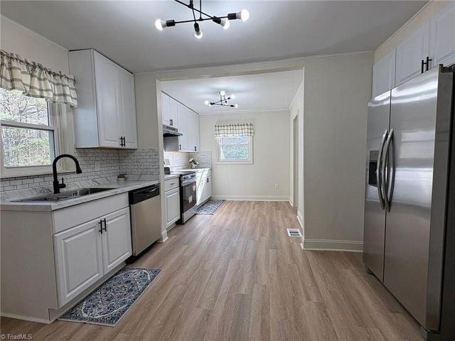 1053 Hoots Road, Yadkinville, NC 27055