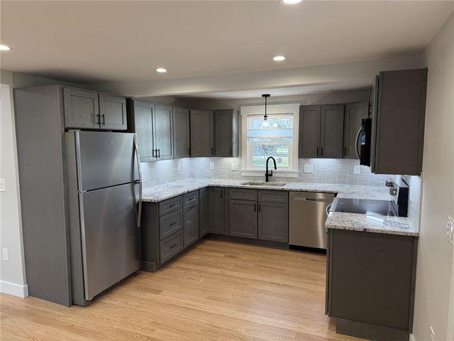 863 Main Street 1, East Greenwich, RI 02818