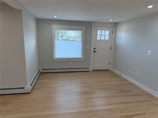 863 Main Street 1, East Greenwich, RI 02818