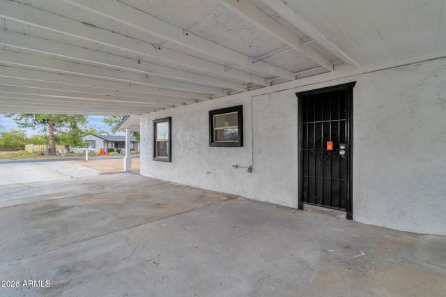 2334 W MORTEN Avenue, Phoenix, AZ 85021