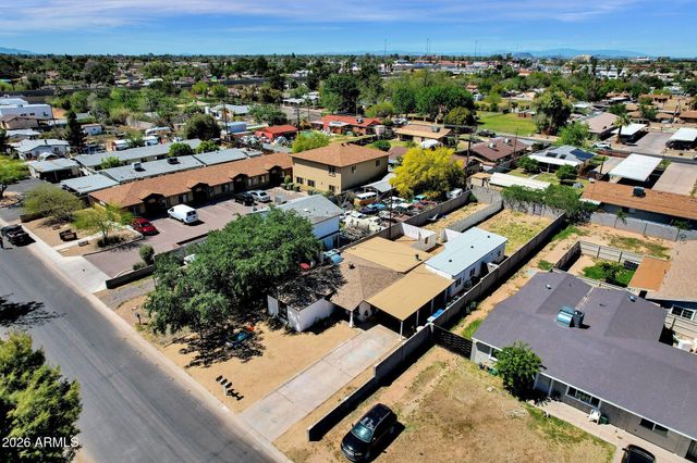 2334 W MORTEN Avenue, Phoenix, AZ 85021