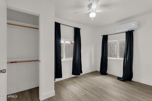 2334 W MORTEN Avenue, Phoenix, AZ 85021