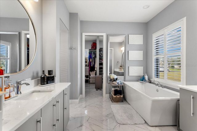 492 ADAMS VIEW LANE, Auburndale, FL 33823