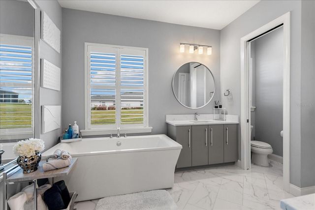 492 ADAMS VIEW LANE, Auburndale, FL 33823