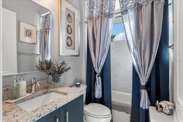 492 ADAMS VIEW LANE, Auburndale, FL 33823