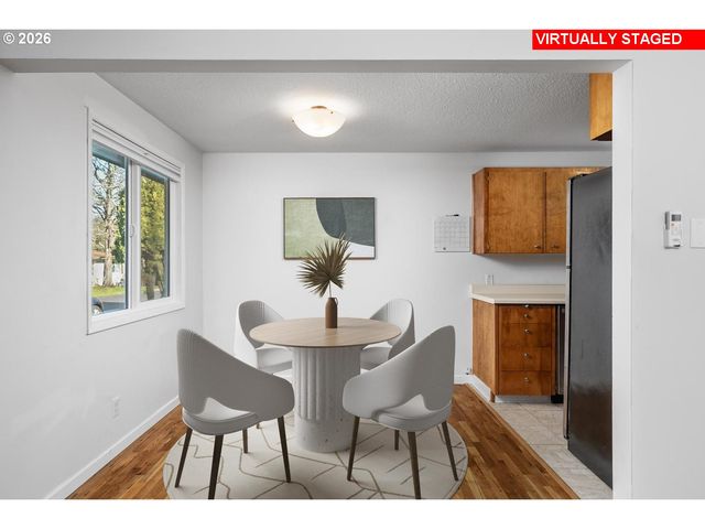 5594 Sw ERICKSON Ave, Beaverton, OR 97005