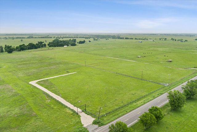 815 Farm Market 147, Marlin, TX 76661