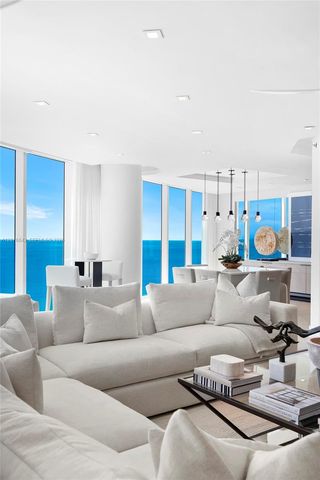 2711 S Ocean Drive 1502, Hollywood, FL 33019