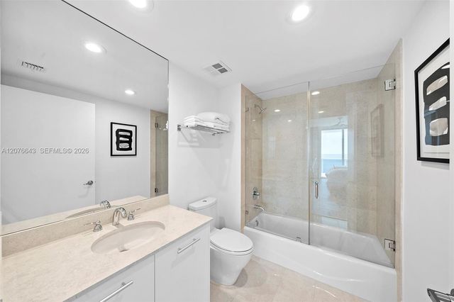 2711 S Ocean Drive 1502, Hollywood, FL 33019