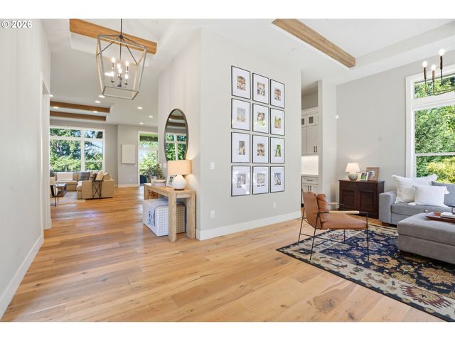 3011 Nw LAKE Rd, Camas, WA 98607