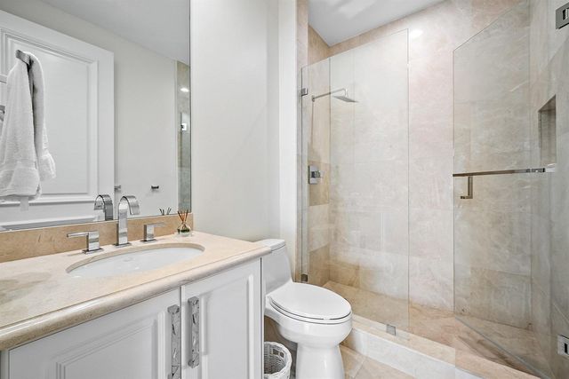 3000 S Ocean Boulevard 402, Palm Beach, FL 33480
