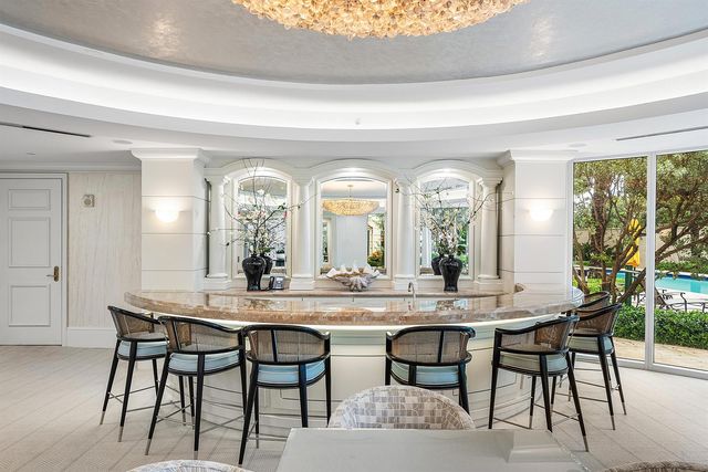 3000 S Ocean Boulevard 402, Palm Beach, FL 33480