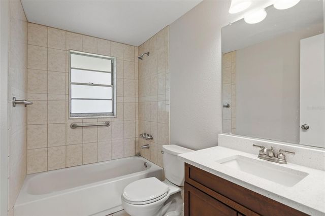 1417 FOGGY RIDGE PARKWAY, Lutz, FL 33559