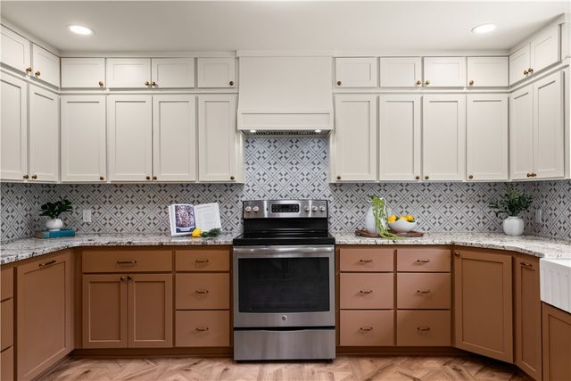 9766 Buckskin Circle, Rogers, AR 72758