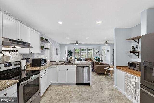 102 CONFEDERATE CIR, Locust Grove, VA 22508