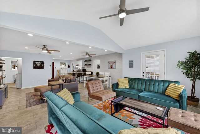 102 CONFEDERATE CIR, Locust Grove, VA 22508