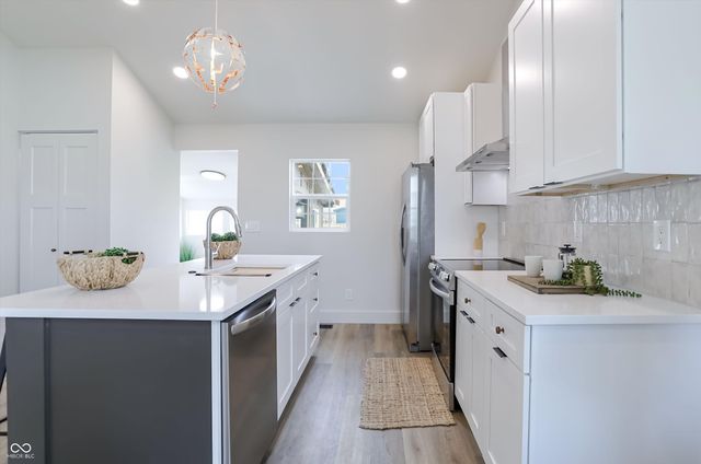 908 Dawson Street, Indianapolis, IN 46203