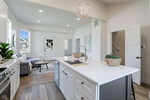 908 Dawson Street, Indianapolis, IN 46203