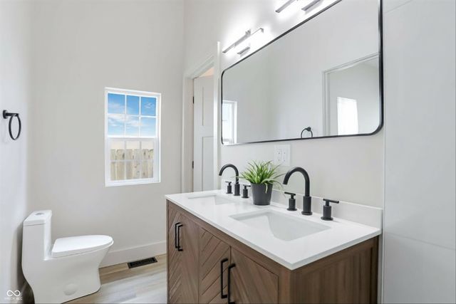 908 Dawson Street, Indianapolis, IN 46203