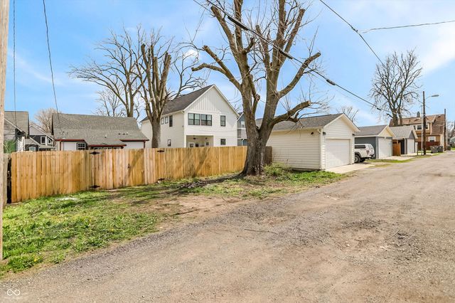 908 Dawson Street, Indianapolis, IN 46203